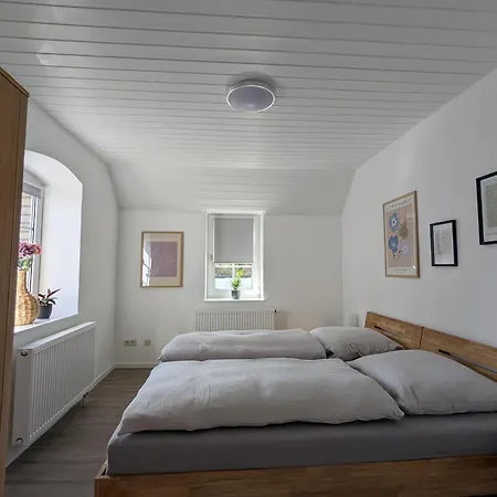 Mendiger Basalthaus Apartment *